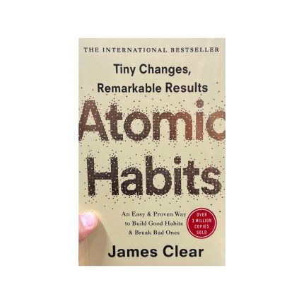 Atomic Habits kitabının üz qabığı